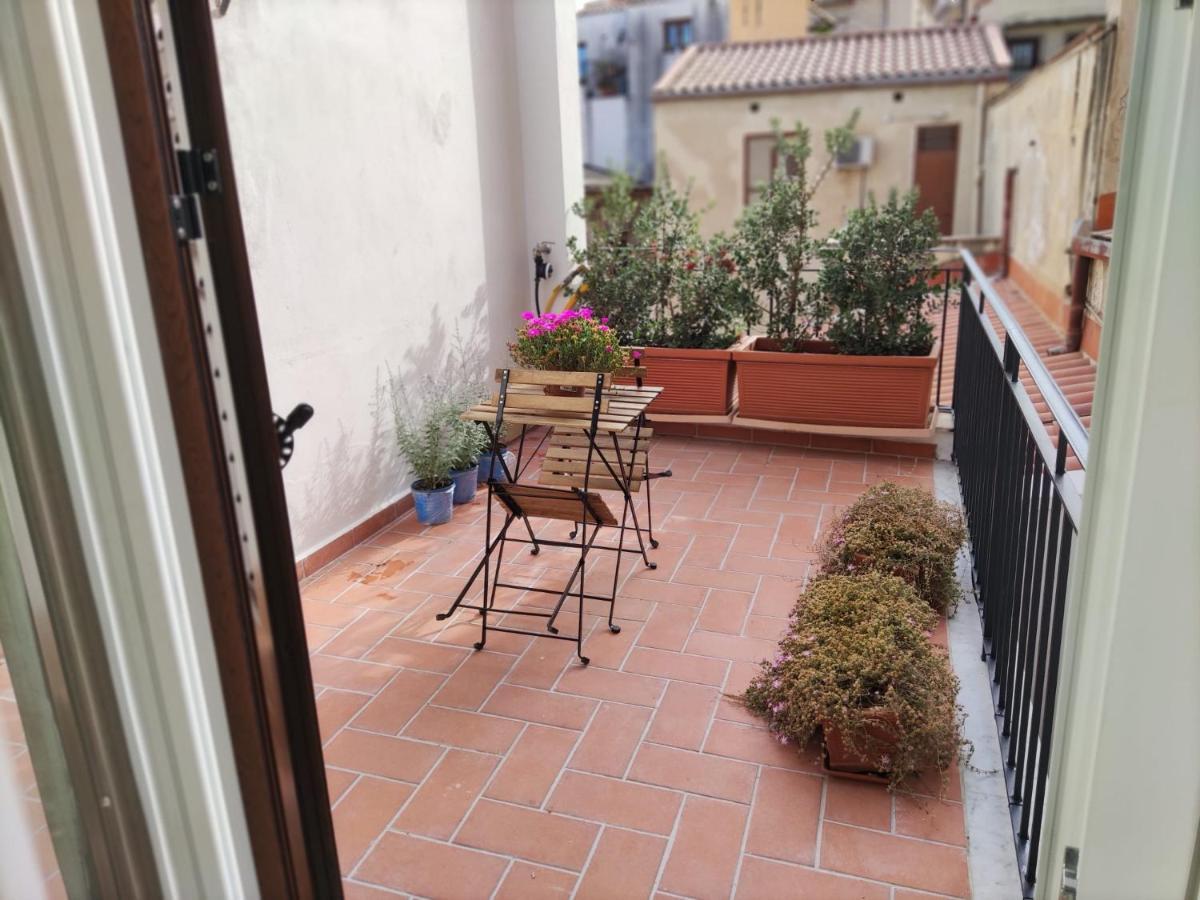 B&B Cala Peppa パレルモ エクステリア 写真